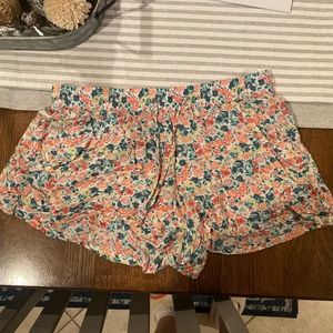 Floral print lounge shorts